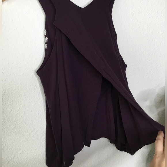 L.A. Hearts Maroon Tank Top - Picture 3 of 4